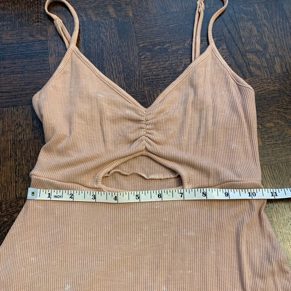 American Eagle Outfitters Ribbed Cami Dress with cutout. XS - Picture 5 of 9